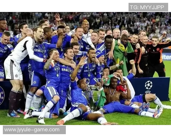 足球传奇与辉煌瞬间 全球球星齐聚赛场荣耀时刻